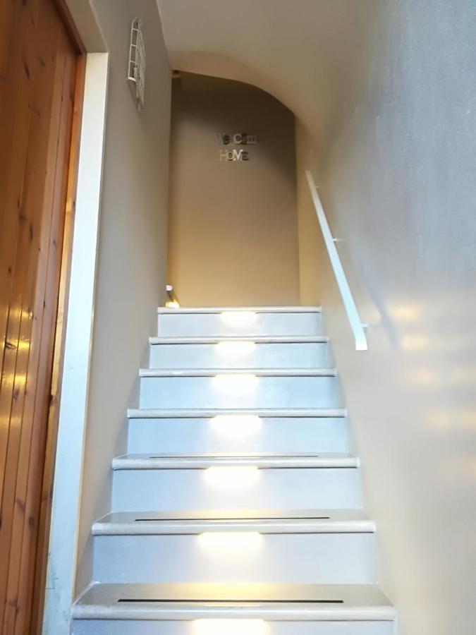 Ad Home Трани Екстериор снимка